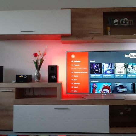 Studio Apartman Lady Apartment Нивице Екстериор снимка